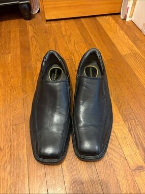 Dockers Men's Black Leather Slip-On Loafers